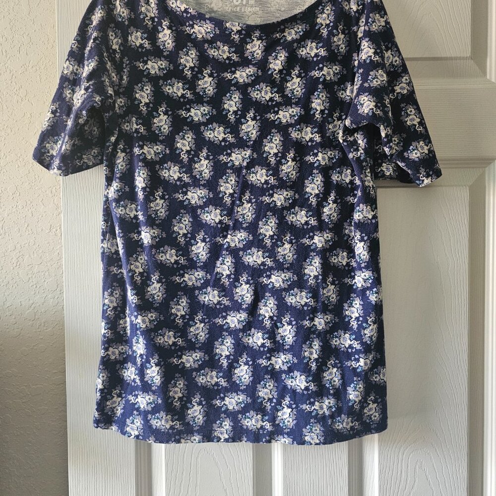 UNIQLO Navy Floral Boatneck Top
